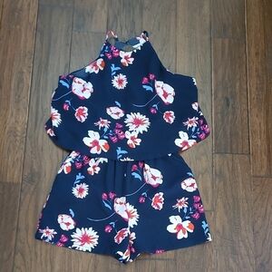 Mudpie women's halter style floral romper size Small